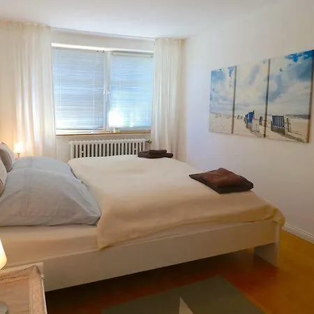 Der Lebensgarten Heckenrose 아파트 Risum-Lindholm